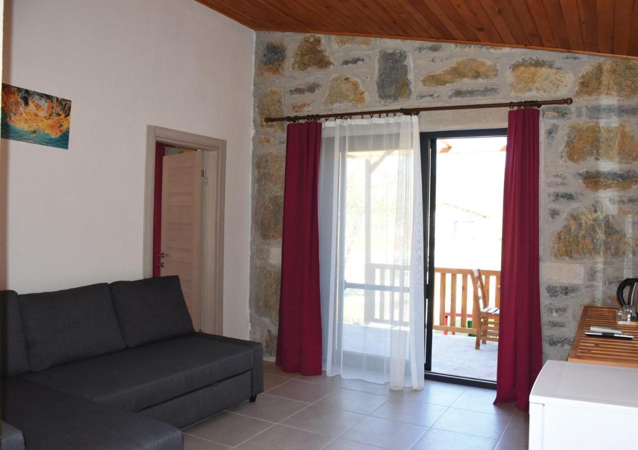 Begonvillage Tatil Evleri ดัตชา ภายนอก รูปภาพ